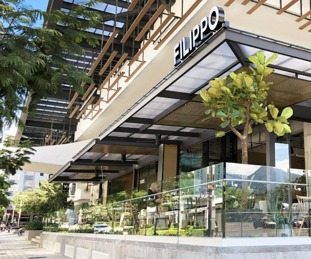 Avenida Escazu dining terrace